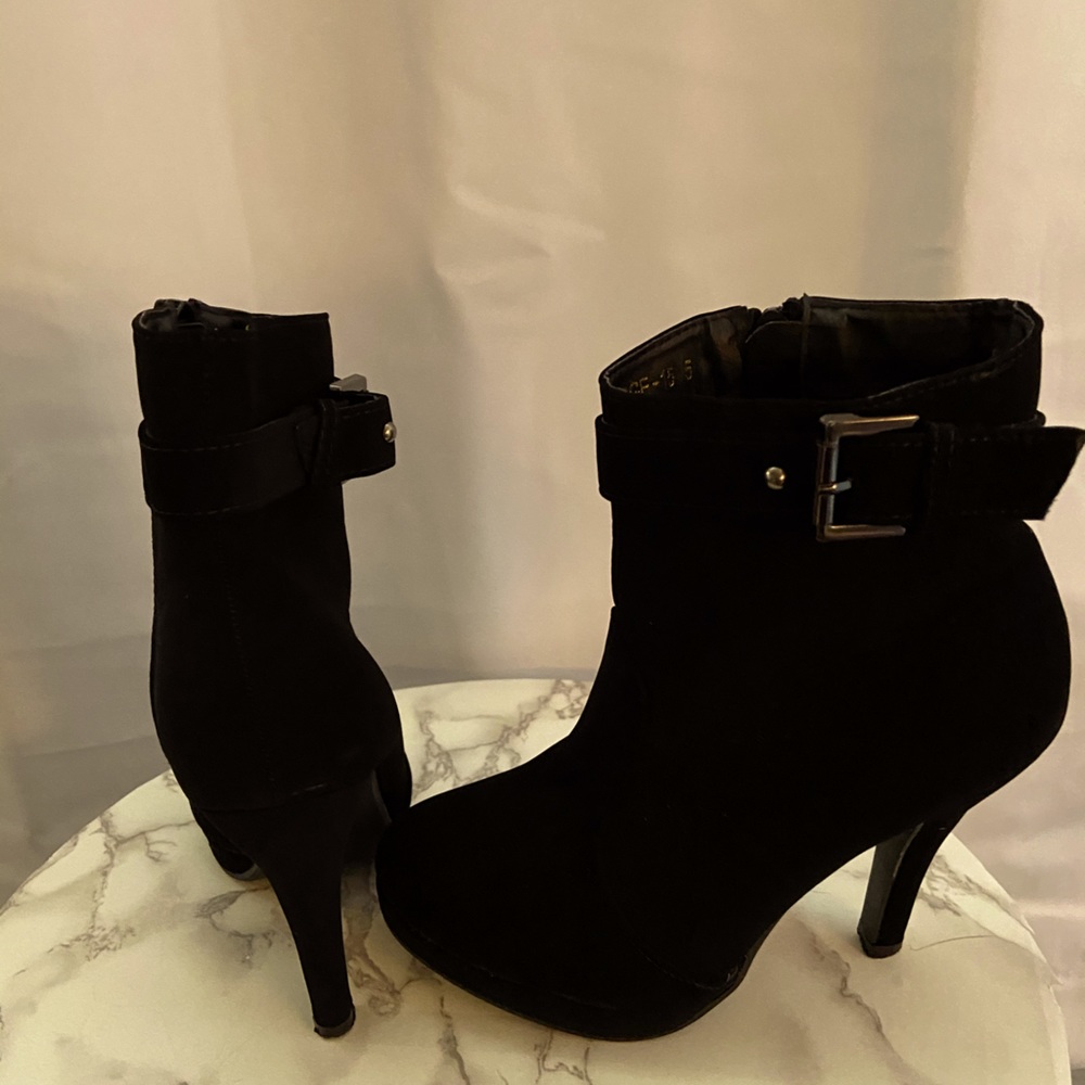 Black high heeled booties
